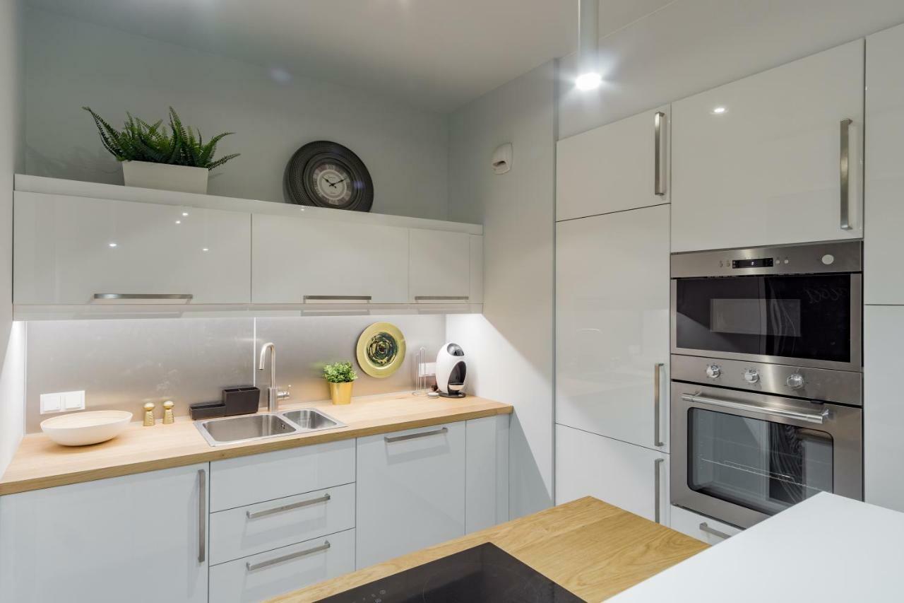 Mennica Residence Chic Apartment Warsawa Bagian luar foto